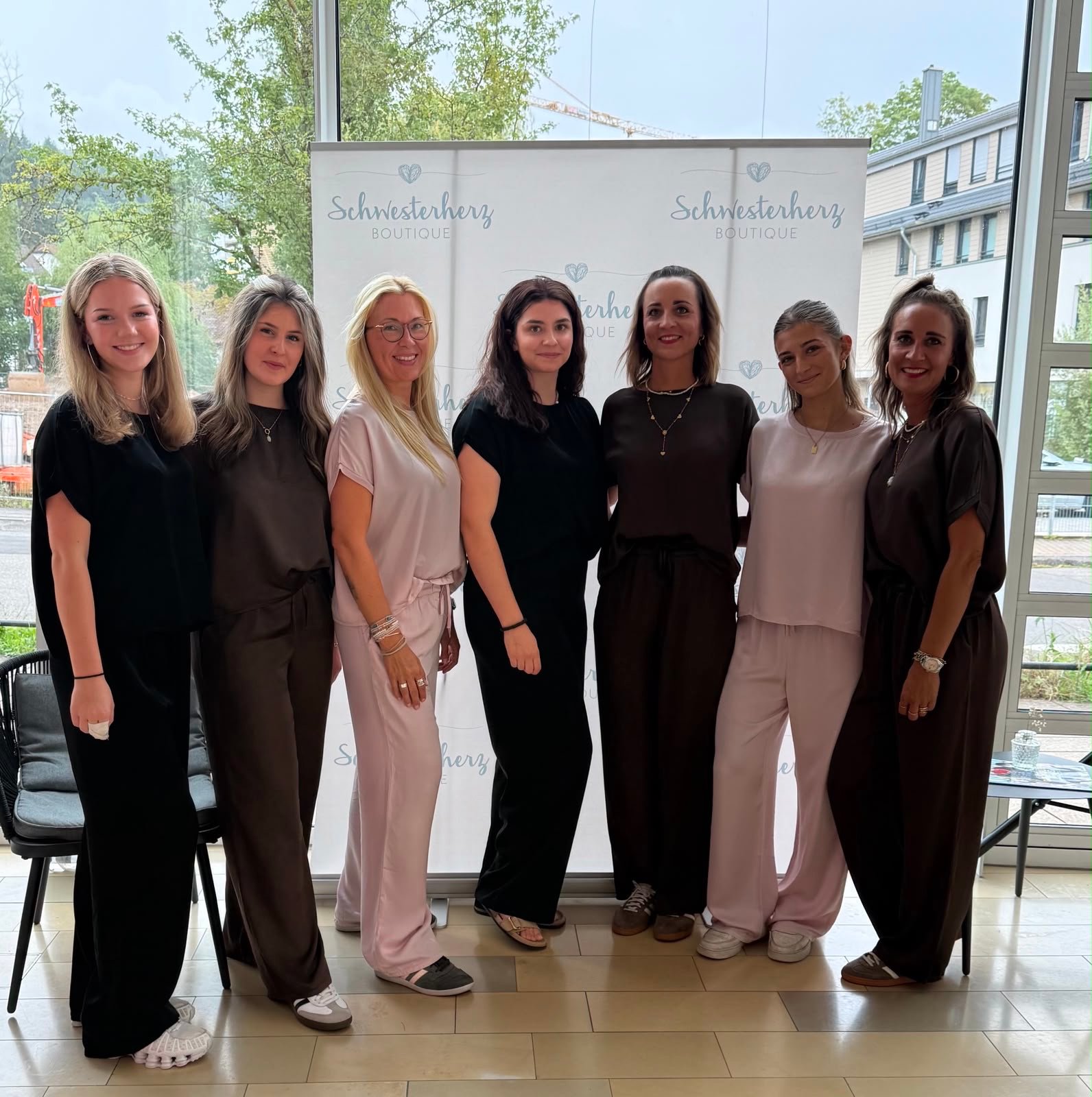 Das Team der Schwesterherz Boutique